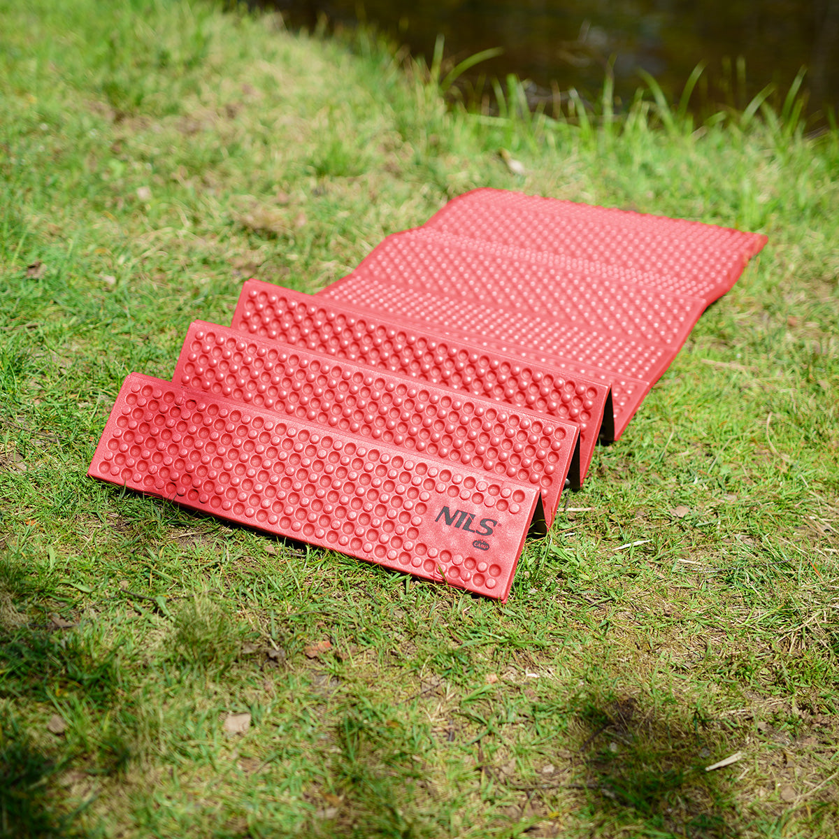 NC1768 RED FOLDING MAT 188cm NILS CAMP